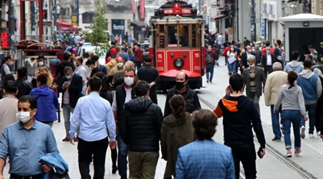 Bilim Kurulu üyesi açıkladı: İstanbulda üçüncü dalgaya girdik