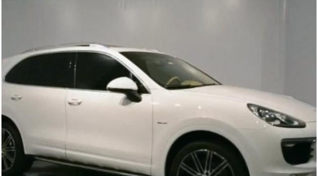 Lüks aracın fiyatını gören aradı! 2 saatte binlerce liralık vurgun yaptılar