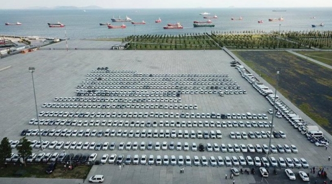 Murat Ağırel İBB'den kiralanıp AKP'ye tahsis edilen araçların listesini paylaştı