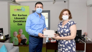 Başkan Rıza Akpolat LÖSEV'e Kurban Bağışında Bulundu