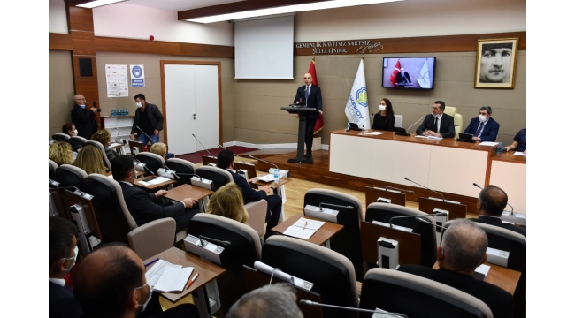 Başkan Dr. Kerimoğlu ''işçilerin grev yapması gereken yer Belediye'nin önü değildir''