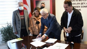 Burhaniye Belediyesinden İbrahim Tatlısese şok!