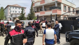 Adana'da polise silahlı saldırı: 1 polis ağır yaralandı