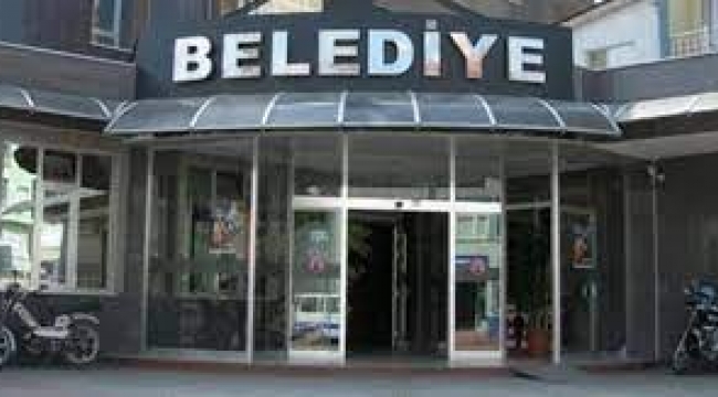 Belediyedeki şantaj kavgası istifa getirdi