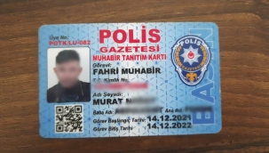 Kendisini polis diye tanıttı, üzerinden sahte basın kartı çıktı