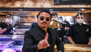 Nusret'e dava: Dekolteye zorladığı iddiası...