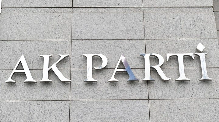 AKP'li il başkanı istifa etti