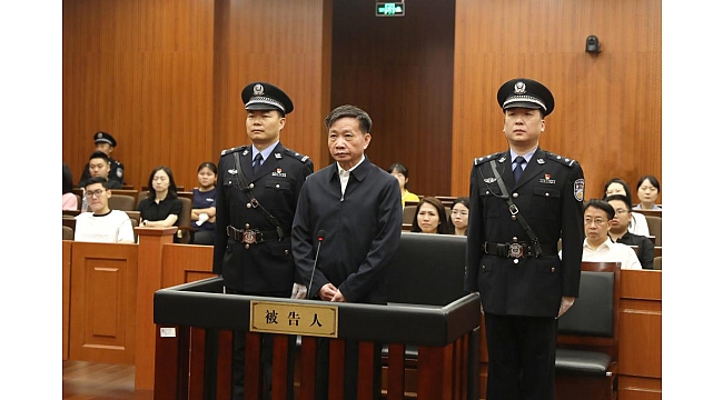 Çinli yetkili, Bitcoin madenciliği ve yolsuzluk sebebiyle müebbet hapis cezası aldı