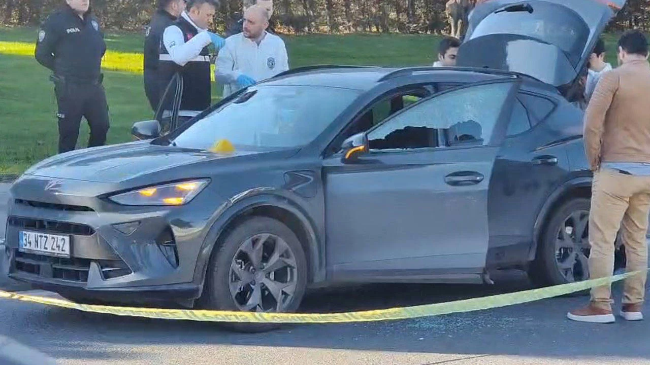 İstanbul'un göbeğinde kanlı infaz: Otomobilin içinde öldürüldü