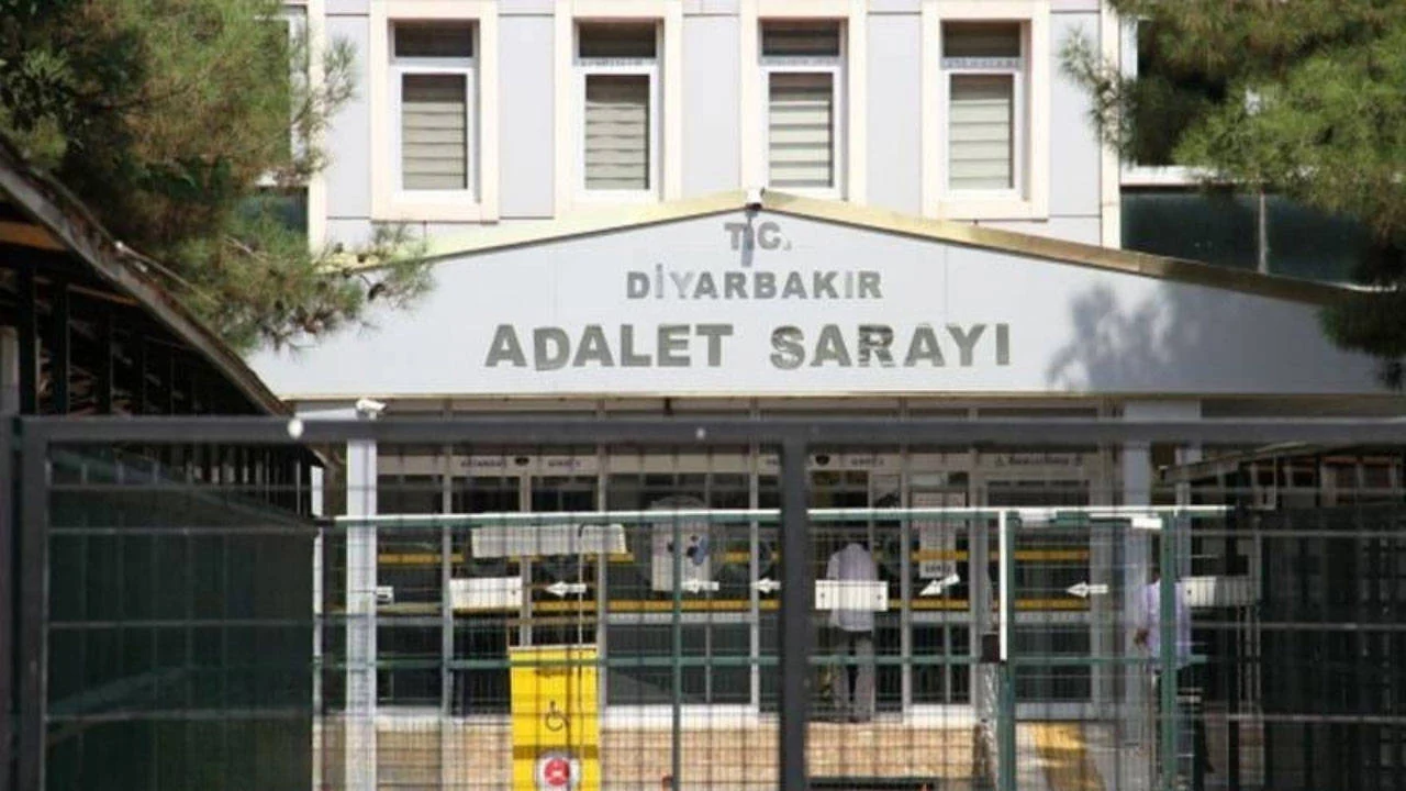 Yine adli emanet soygunu: Yüzlerce mermiyi çalıp satmışlar